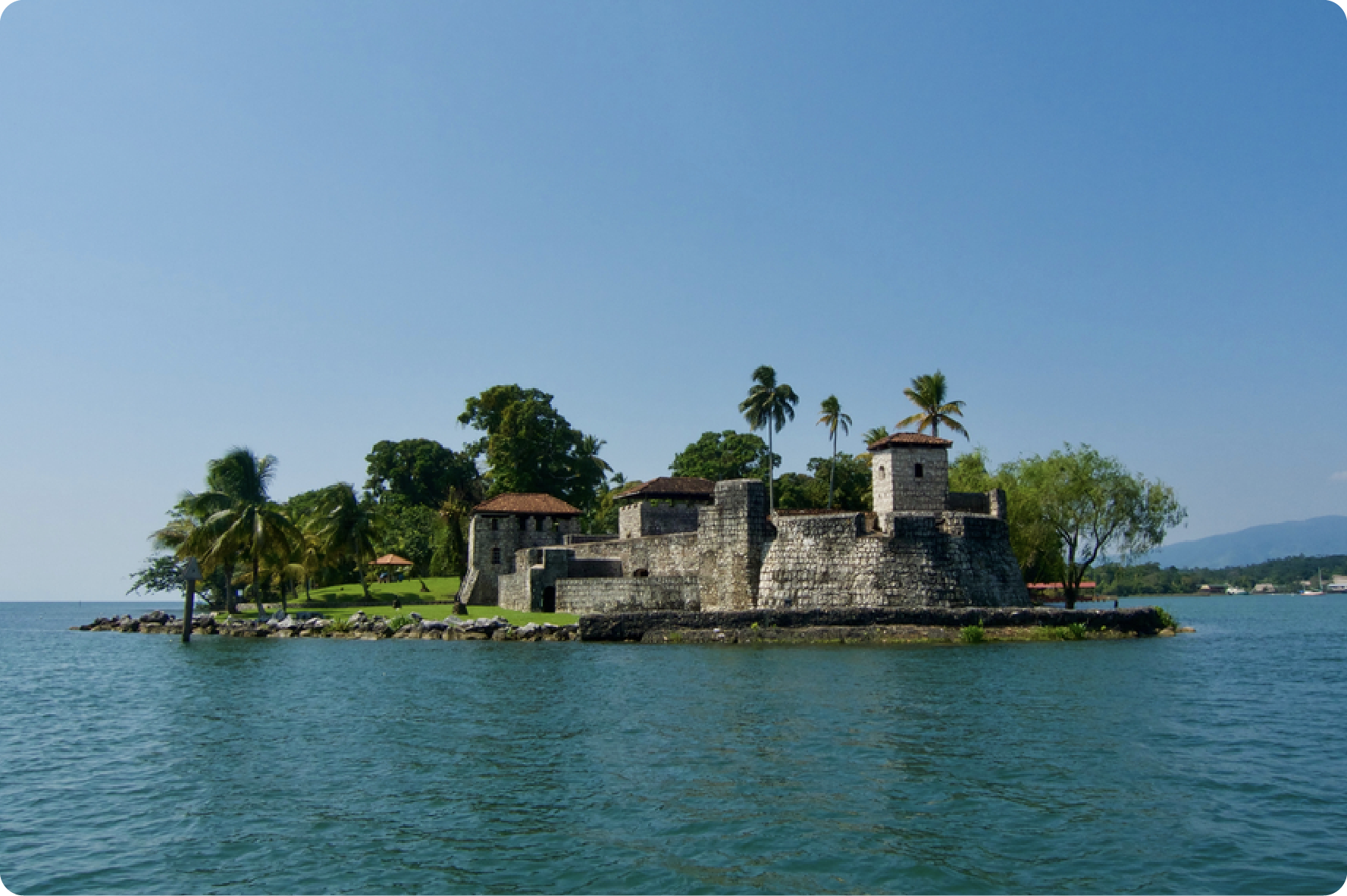 https://chasingfrontiers.com/wp-content/uploads/2025/01/rio-dulce.png